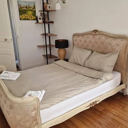 Sainte Elisabeth - Republique Apartment